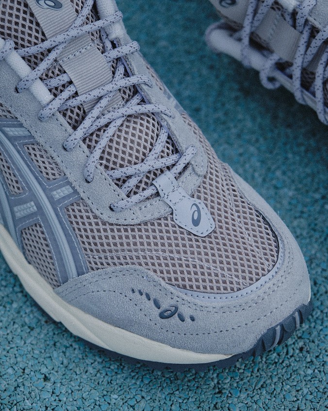 Кроссовки унисекс ASICS GEL-1090v2 Mid Grey/Mid Grey